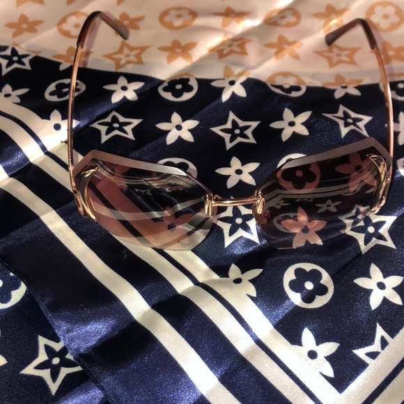 Oh Just Blocking The Sun Shades - Picture 3 of 14